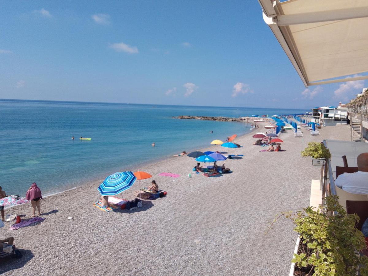 L'Antica Quercia B&B Castell'Umberto Dış mekan fotoğraf